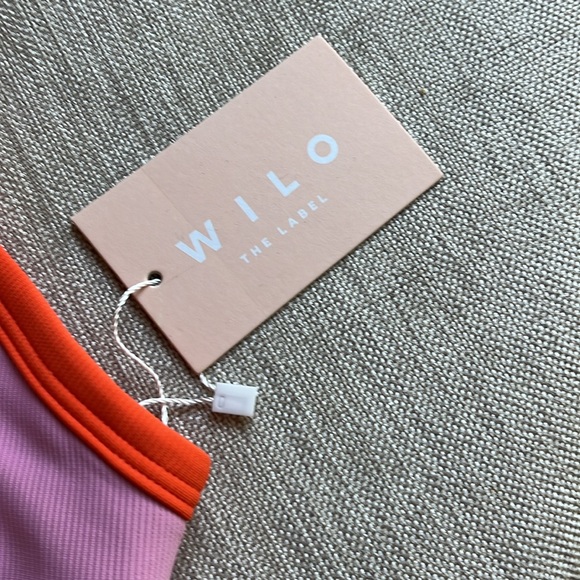 WILO sports bra - Picture 2 of 5